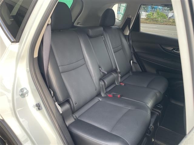 Nissan X-TRAIL 2018 8149189-10