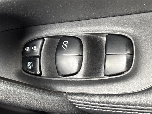 Nissan X-TRAIL 2017 8149255-12