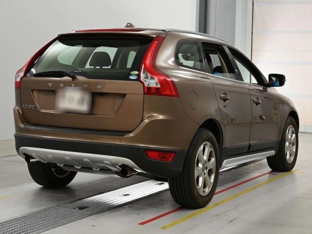 Volvo XC60 2011 8142790-1