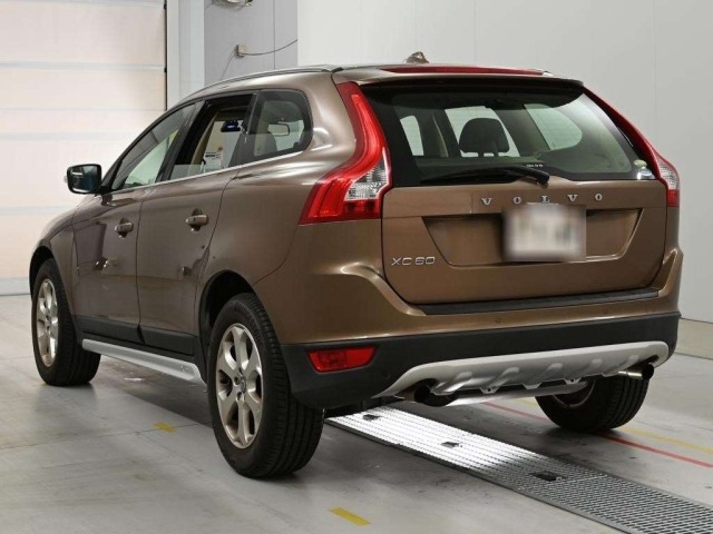 Volvo XC60 2011 8142790-6