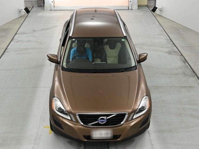 Volvo XC60 2011 8142790-7