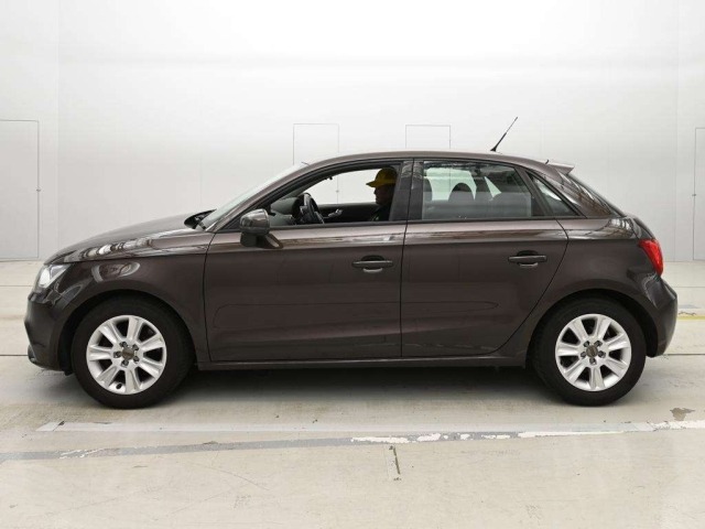 Audi A1 2013 8162949-4