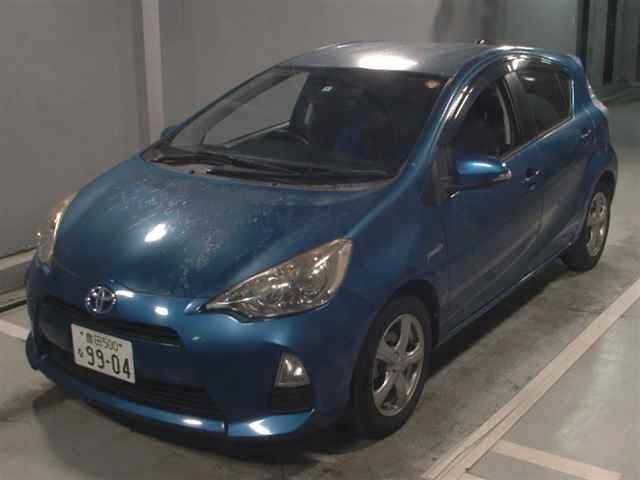 Toyota AQUA 2014 8151955-4
