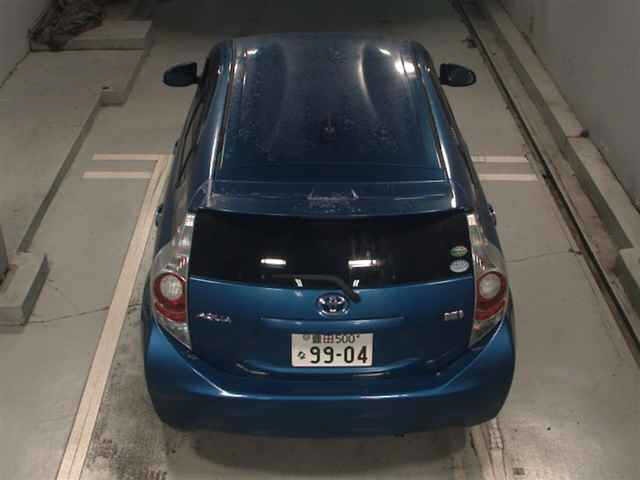 Toyota AQUA 2014 8151955-7