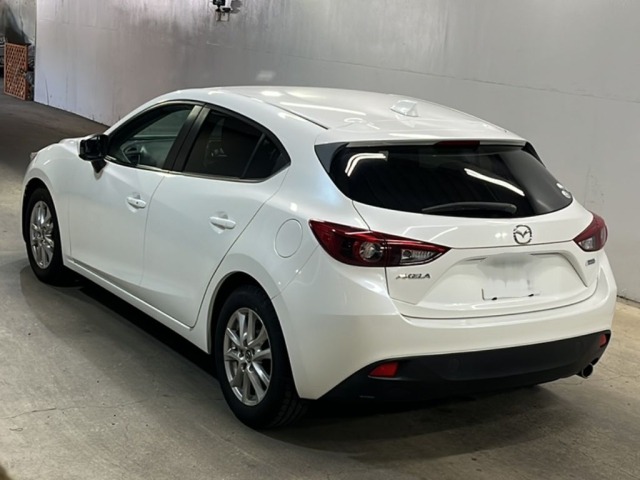 Mazda AXELA 2014 8159407-1