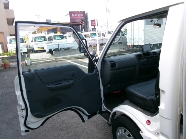 Mazda BONGO TRUCK 2017 8164047-7