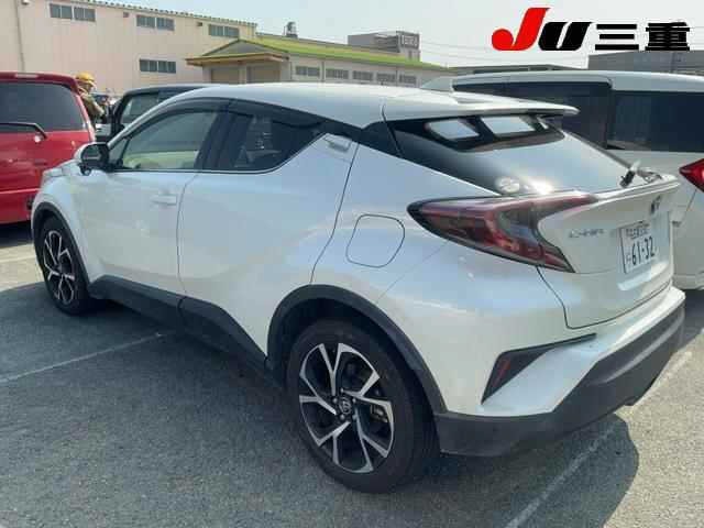 Toyota C-HR 2017 8152844-1