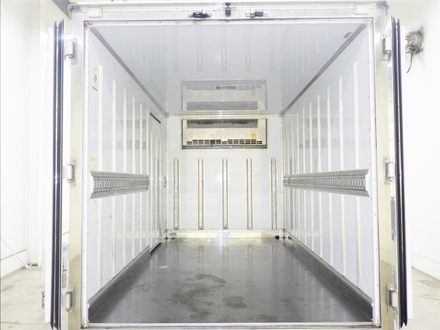 Mitsubishi CANTER 2018 8153695-4