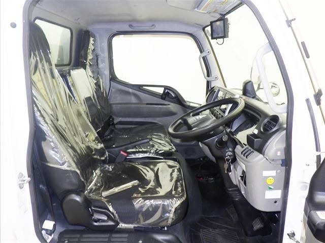 Mitsubishi CANTER 2018 8153695-6
