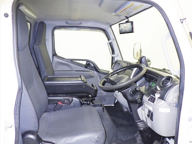 Mitsubishi CANTER 2022 8153700-6