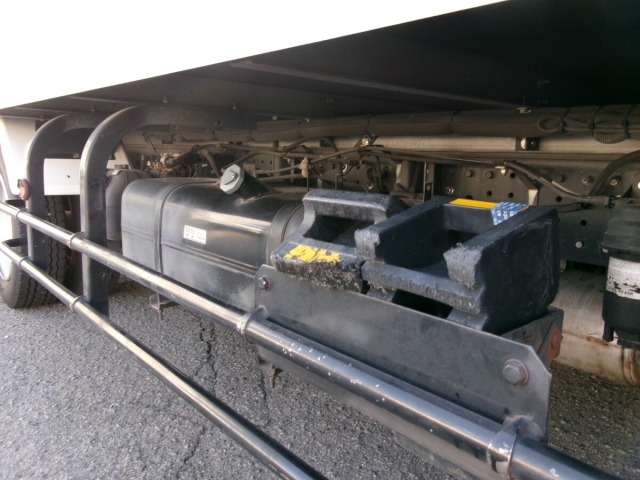Mitsubishi CANTER 2018 8153766-6