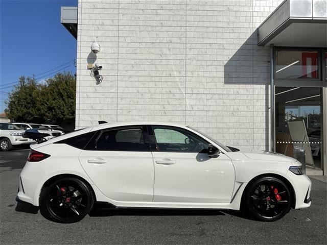 Honda CIVIC 2025 8156134-1