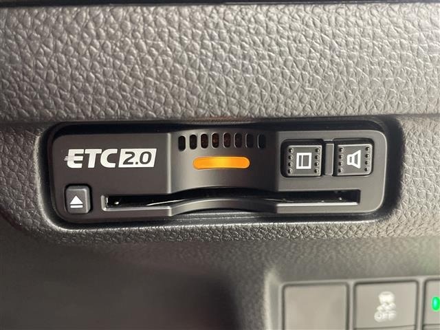 Honda CIVIC 2022 8156135-3