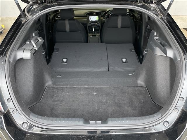 Honda CIVIC 2019 8156157-20