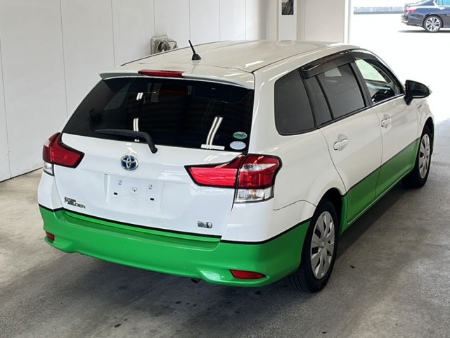 Toyota COROLLA FIELDER 2017 8154453-1