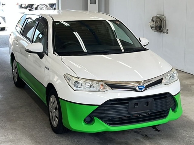 Toyota COROLLA FIELDER 2017 8154453-4