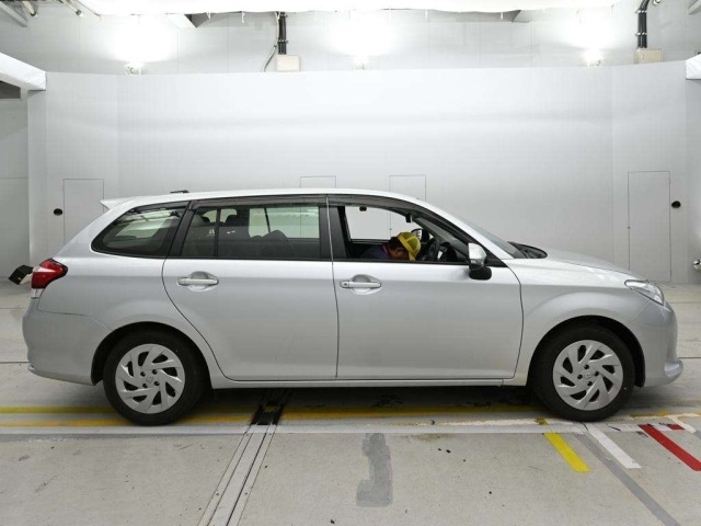 Toyota COROLLA FIELDER 2021 8154470-3