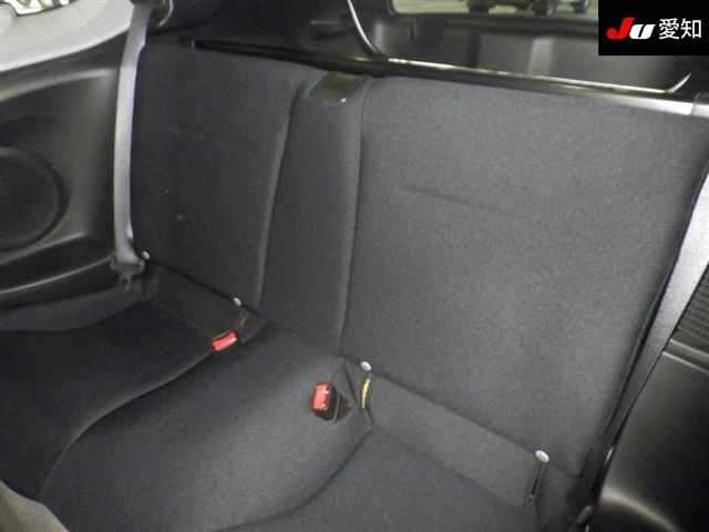Honda CR-Z 2010 8162602-4