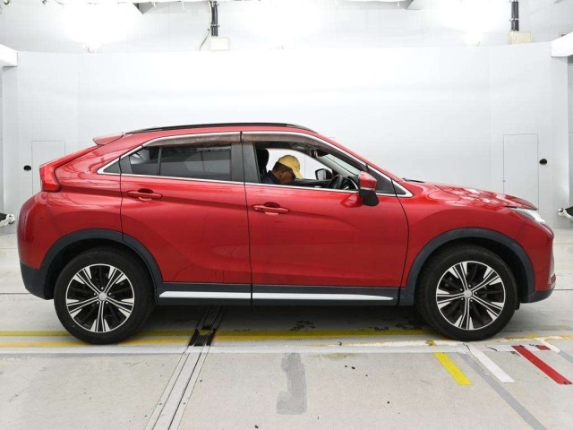 Mitsubishi ECLIPSE CROSS 2018 8163370-3