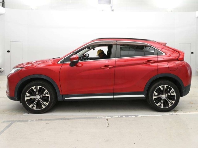 Mitsubishi ECLIPSE CROSS 2018 8163370-4