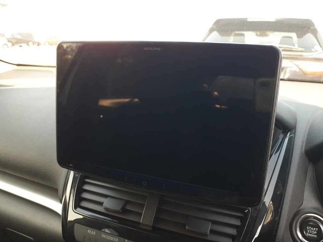 Mitsubishi ECLIPSE CROSS 2021 8163371-12