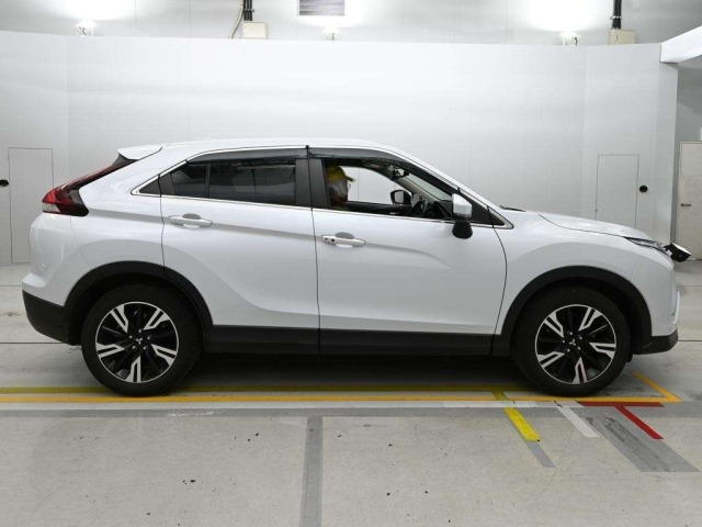 Mitsubishi ECLIPSE CROSS 2021 8163371-3