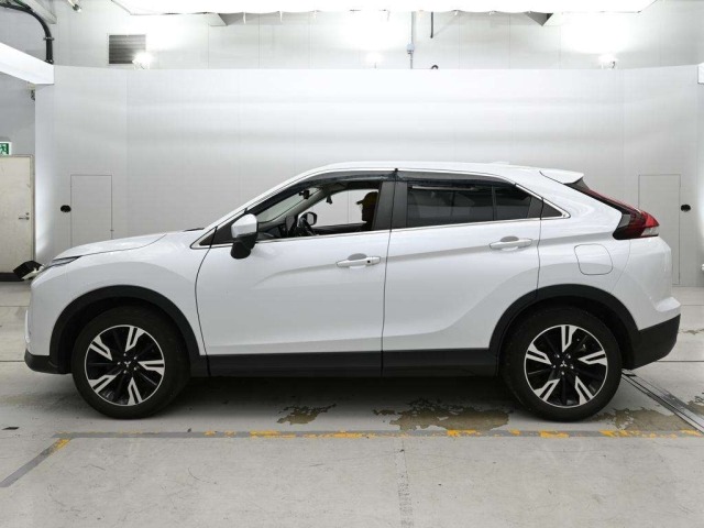Mitsubishi ECLIPSE CROSS 2021 8163371-4