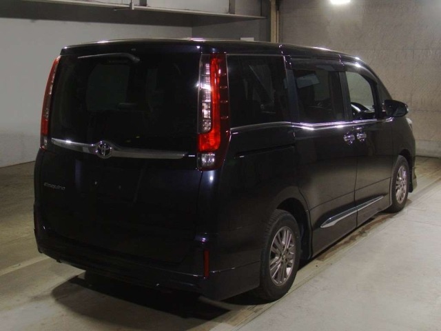 Toyota ESQUIRE 2016 8161188-1