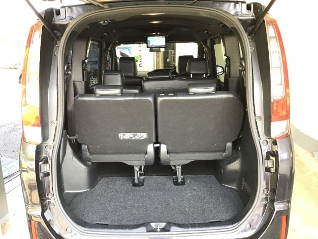 Toyota ESQUIRE 2017 8161198-7