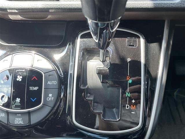 Toyota ESQUIRE 2018 8161386-6