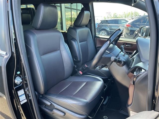 Toyota ESQUIRE 2018 8161426-4