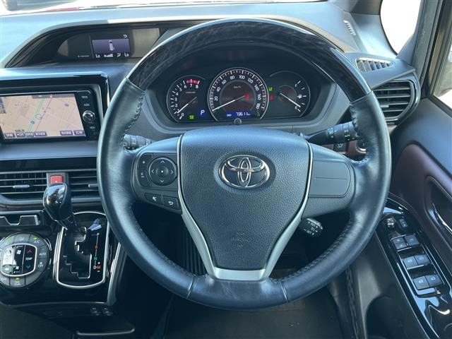 Toyota ESQUIRE 2018 8161426-9