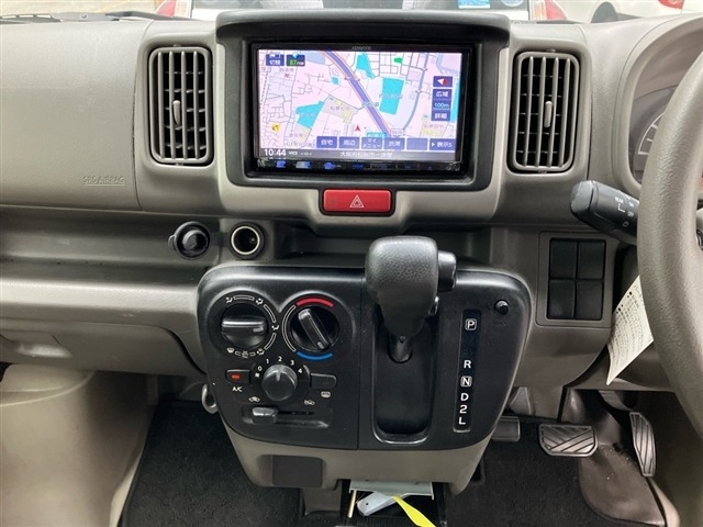 Suzuki EVERY 2018 8162453-4