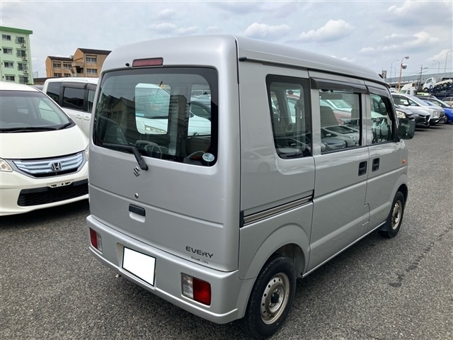 Suzuki EVERY 2010 8162455-9