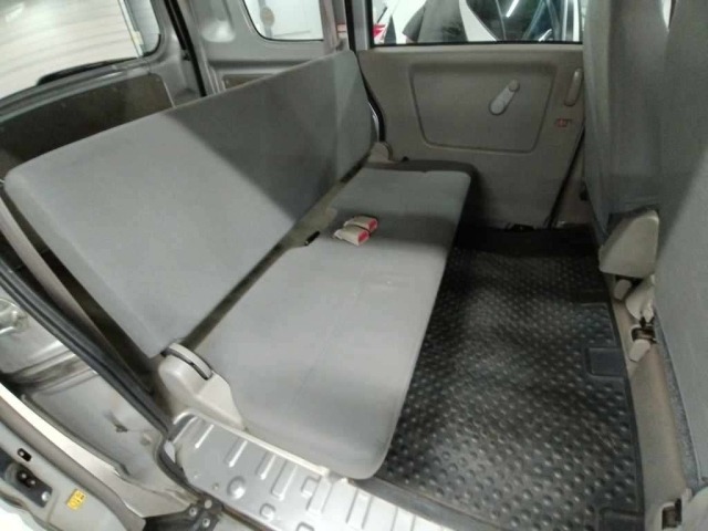 Suzuki EVERY 2010 8162469-12