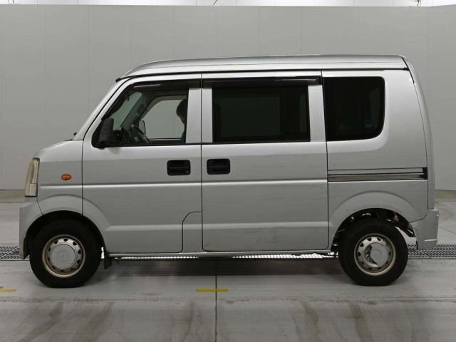 Suzuki EVERY 2010 8162469-4