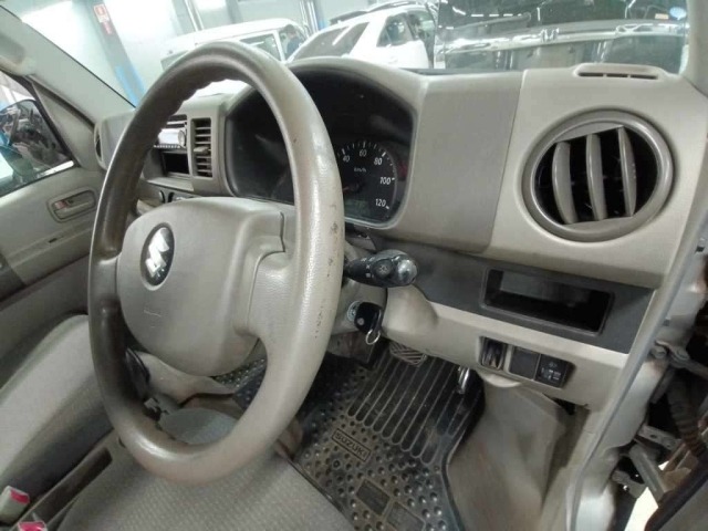 Suzuki EVERY 2010 8162469-9