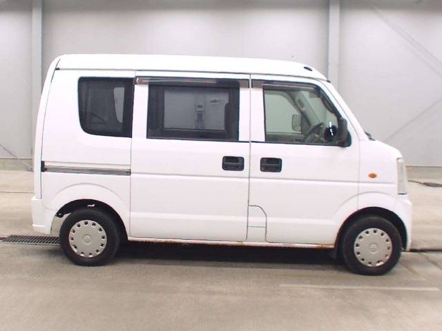Suzuki EVERY 2009 8162472-3