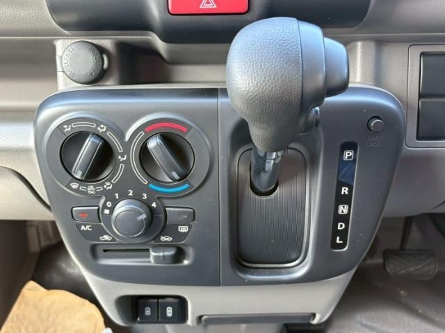 Suzuki EVERY 2025 8162545-18