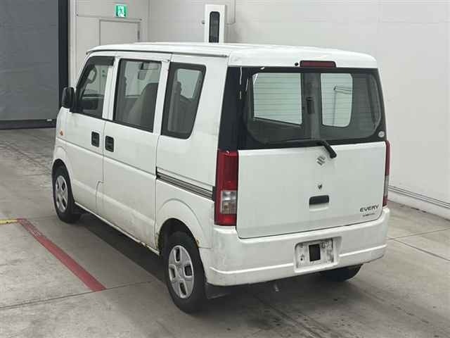 Suzuki EVERY 2010 8162553-1