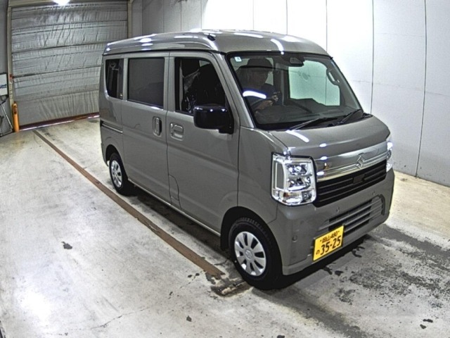 Suzuki EVERY 2026 8162561-0