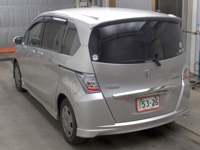 Honda FREED 2013 8153069-1