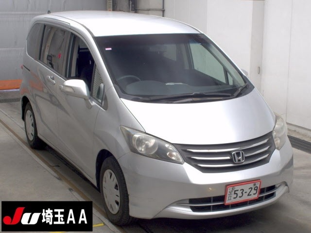 Honda FREED 2011 8153076-0