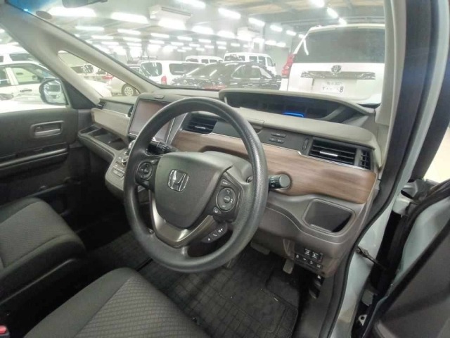 Honda FREED 2023 8153130-9