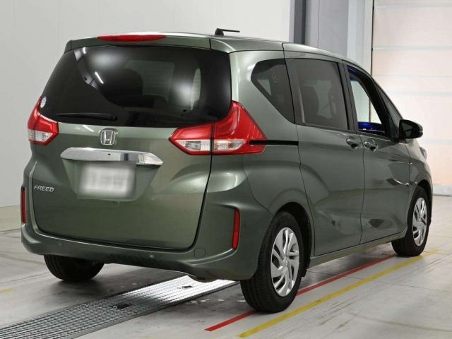 Honda FREED 2022 8153131-1