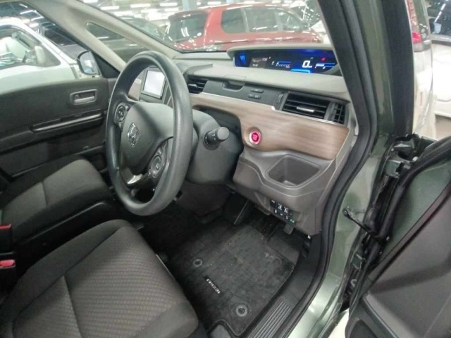 Honda FREED 2022 8153143-9