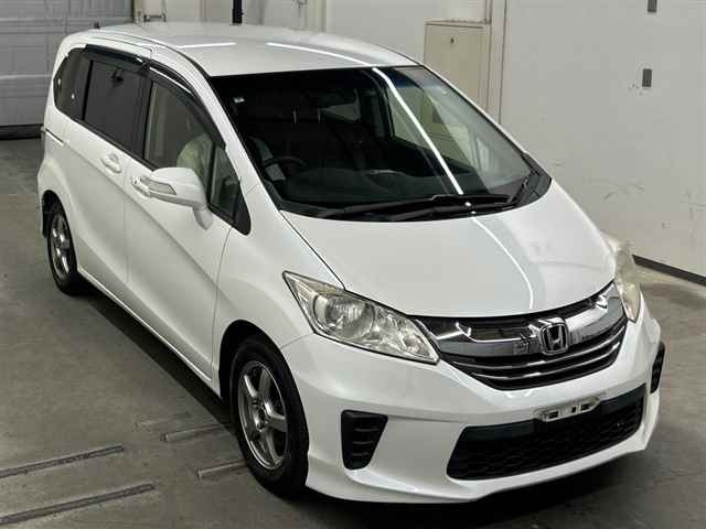 Honda FREED 2015 8153214-0