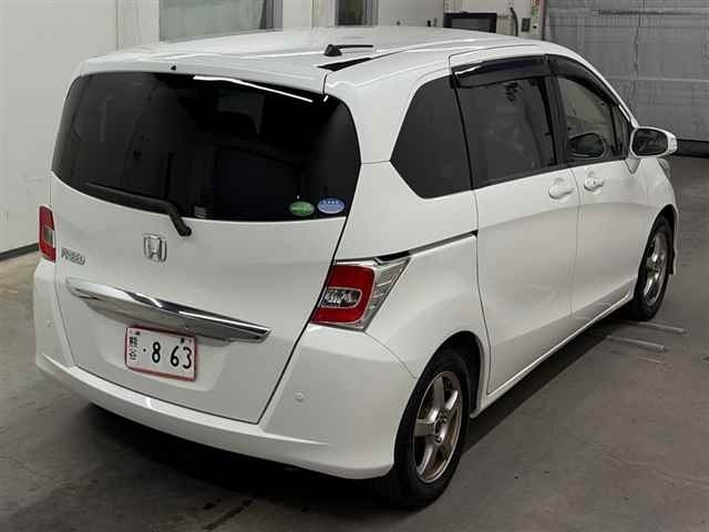 Honda FREED 2015 8153214-5