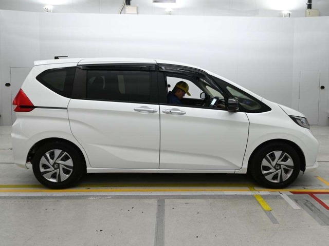 Honda FREED 2022 8153284-3