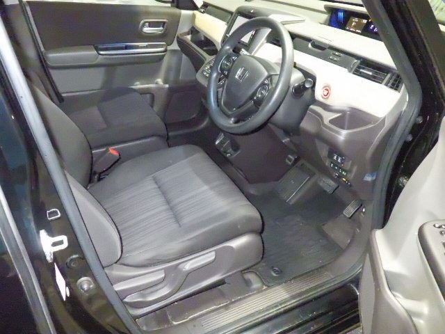 Honda FREED 2017 8153293-3